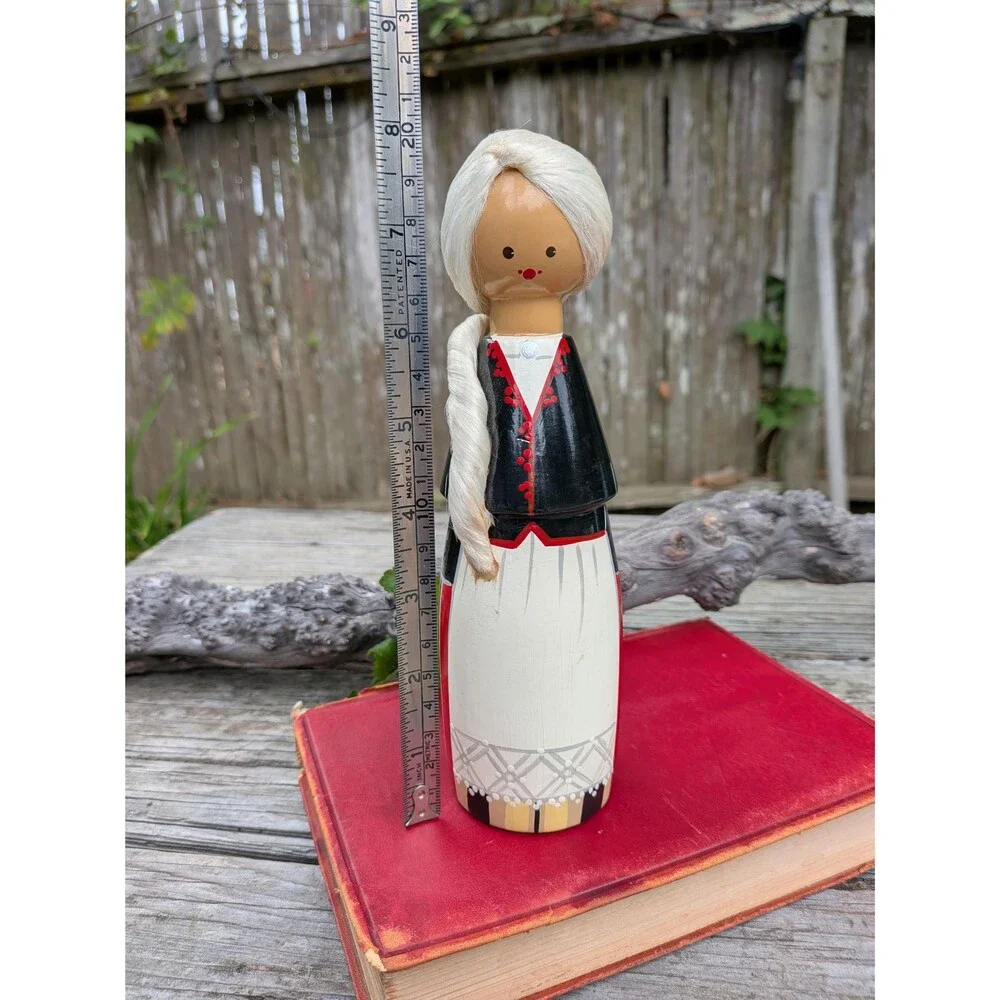Vintage Hand Painted Wood Russian Peg Doll, Made In Estonia